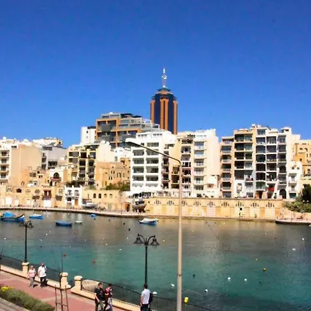 ★ Sea View ★ Three Bedroom In The Centre 아파트
