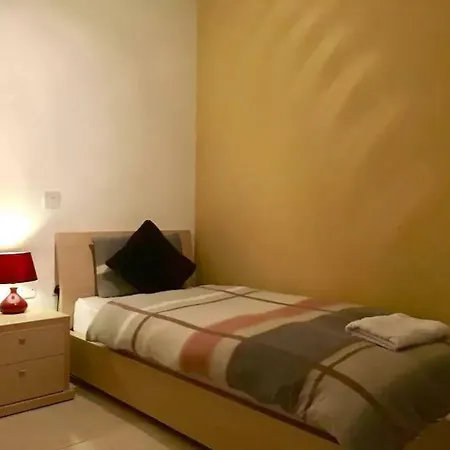 Apartment ★ Sea View ★ Three Bedroom In The Centre *